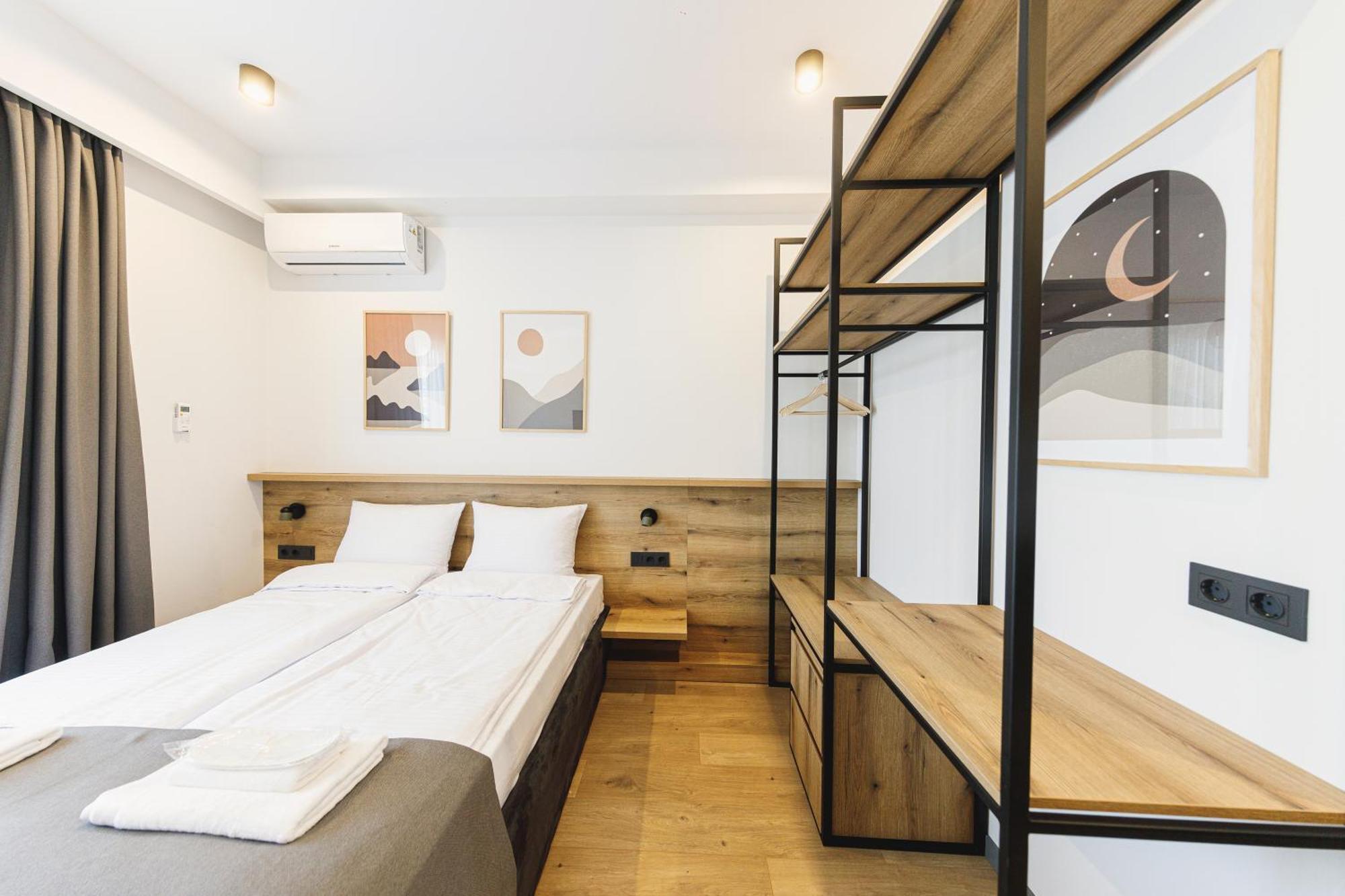The Moon Hotel Tbilisi Eksteriør bilde